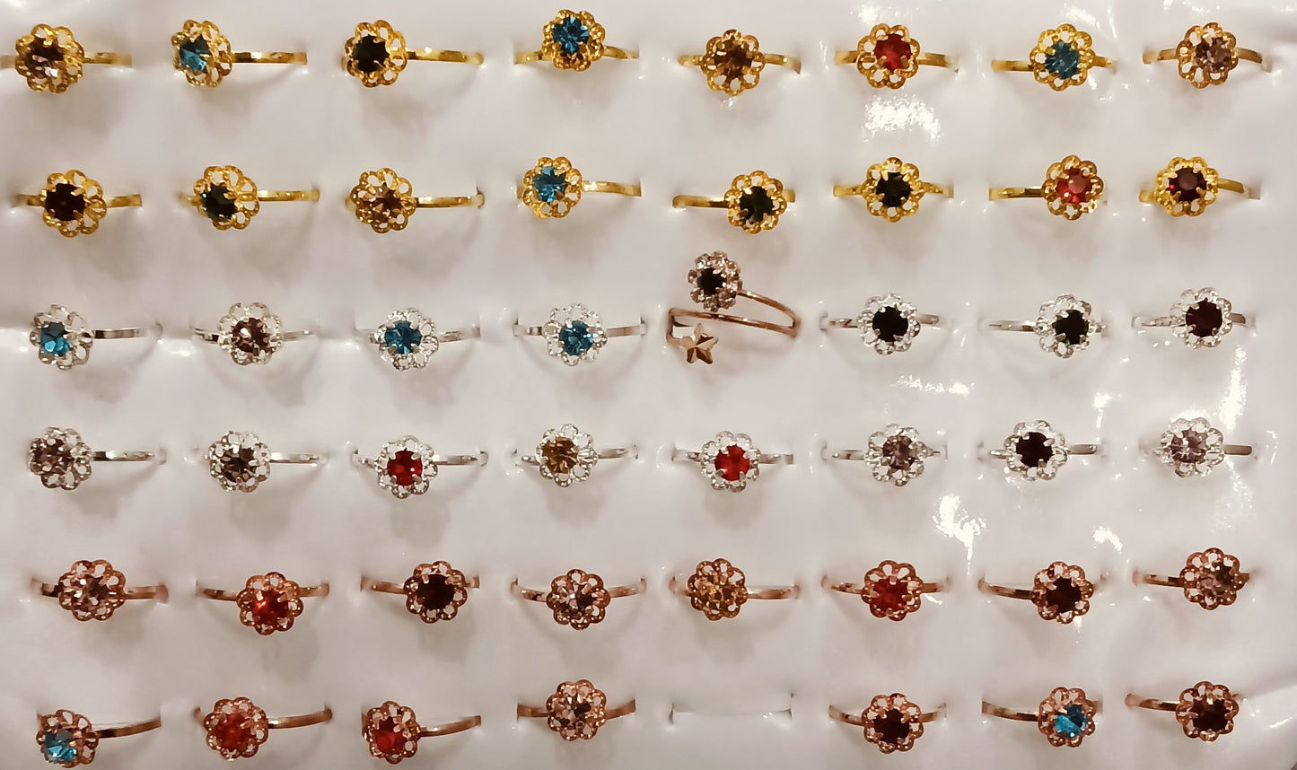 Multicolour unique design stones rings