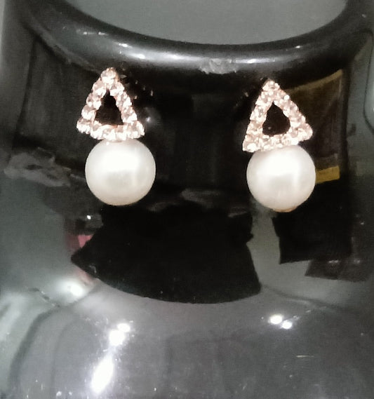 Unique pearl earrings